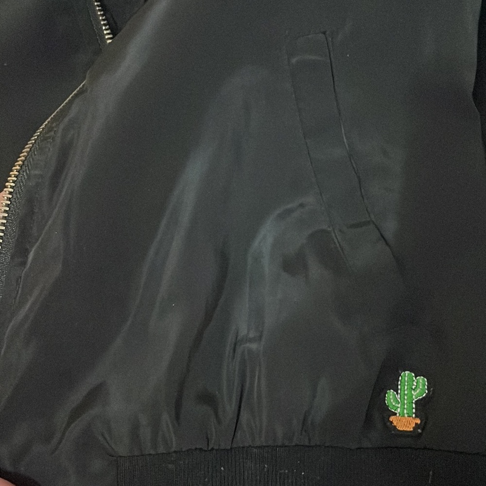 Bomber jacket - Picture 3 of 4